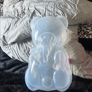 Viral Clear Bear-Shaped Decorative Mold